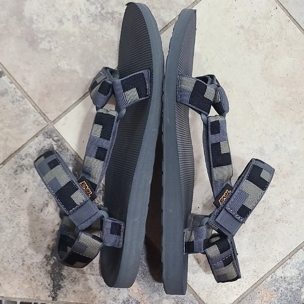 Teva Gray and Black Sandals